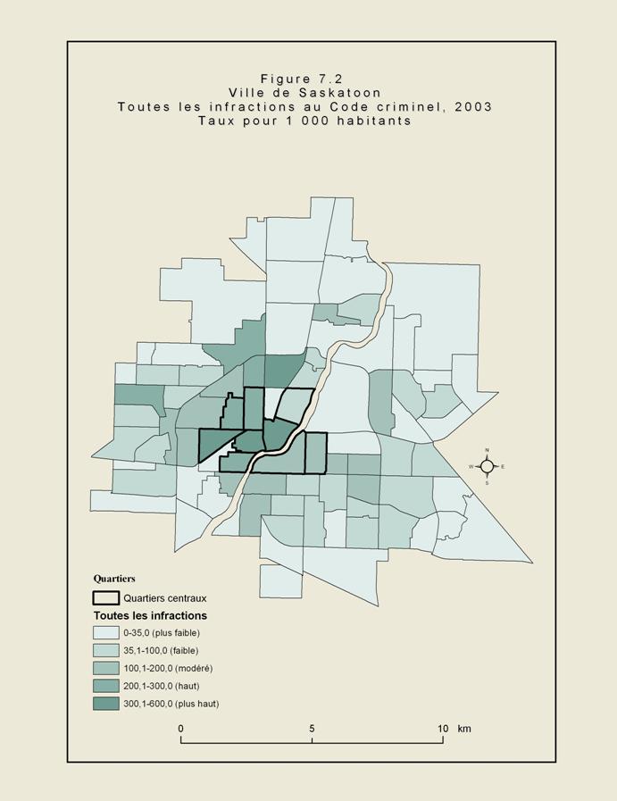 Figure 7.2 - Carte de la ville de Saskatoon illustrant les quartiers de la ville. Les zones ombrées montrent les secteurs où le nombre d’infractions au Code criminel était élevé en 2003. Ces secteurs se situaient surtout près du centre-ville.